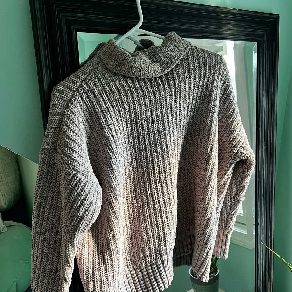 Aerie super soft sweater